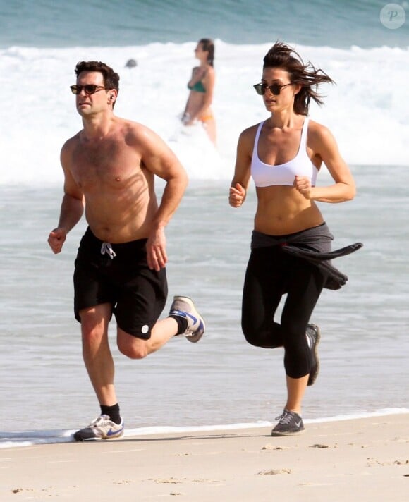 Justin Bartha et Lia Smith sportifs à Rio de Janeiro, le 28 mai 2013.