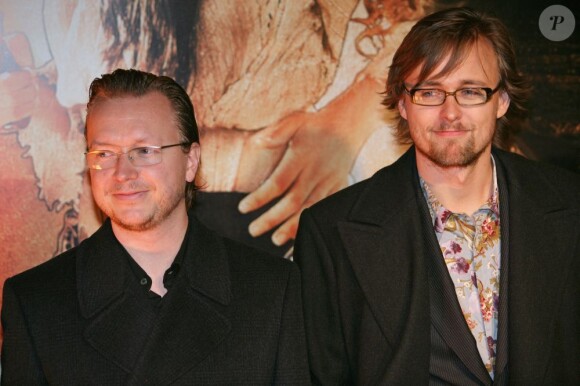 La paire norvégienne Espen Sandberg et Joachim Roenning lors de la première parisienne de Bandidas à Paris, le 10 janvier 2006.