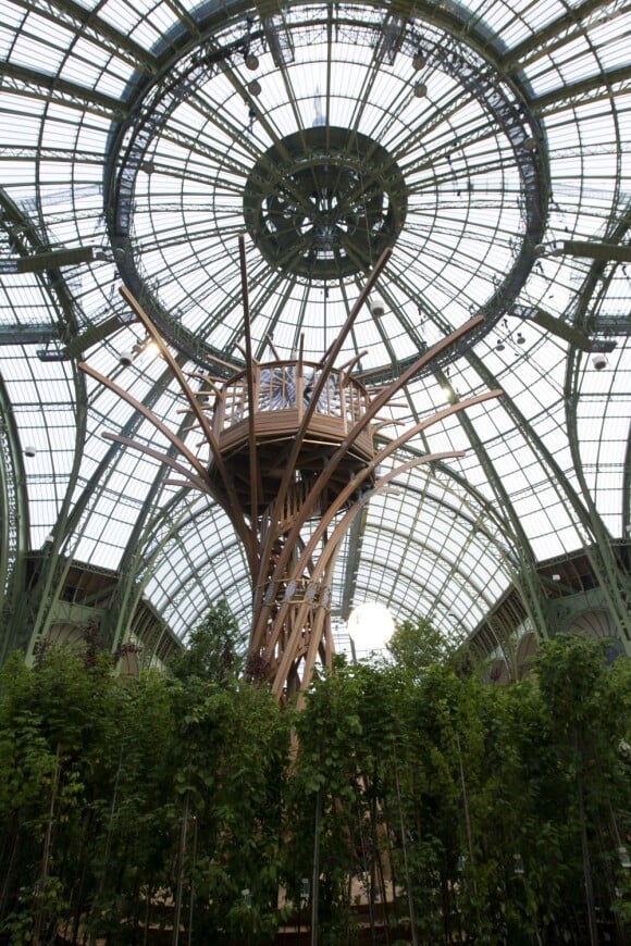 Inauguration de l'exposition L'art du jardin qui a transformé le Grand Palais en serre géante. Photo prise le 30 mai 2013 à Paris. 