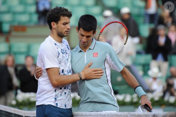 Novak Djokovic et Grigor Dimitrov lors du troisième tour de Roland-Garros le 1er juin 2013.