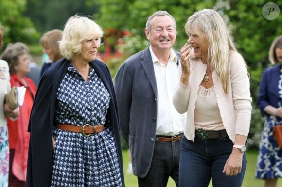 Camilla Parker Bowles le 2 juin 2013 à la journée portes ouvertes du jardin de Nick Mason, batteur de Pink Floyd, au profit de deux associations, le 2 juin 2013 à Pickwick, Wiltshire.