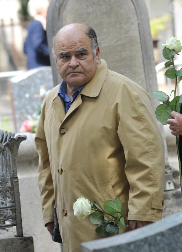 Jean Benguigui lors de l'enterrement du constitutionnaliste Guy Carcassonne au cimetière de Montmartre le 3 juin 2013