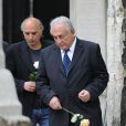 Dominique Strauss-Kahn lors de l'enterrement du constitutionnaliste Guy Carcassonne au cimetière de Montmartre le 3 juin 2013 à Paris