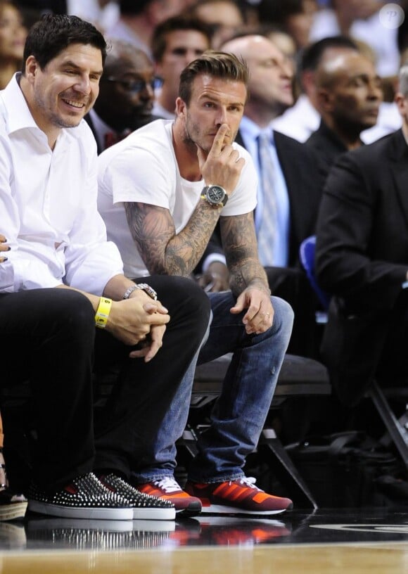 David Beckham et Marcelo Claure lors du match entre le Heat de Miami et les Pacers de l'Indiana à l'American Airlines Arena de Miami le 3 juin 2013