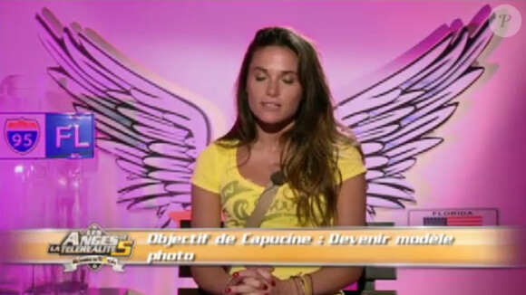 Capucine dans Les Anges de la télé-réalité 5, diffusé le mercredi 5 juin sur NRJ 12.