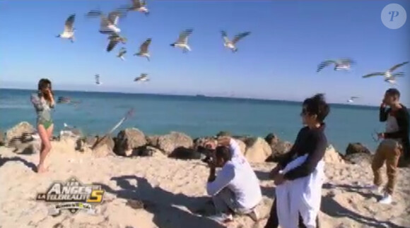 Capucine dans Les Anges de la télé-réalité 5, diffusé le mercredi 5 juin sur NRJ 12.