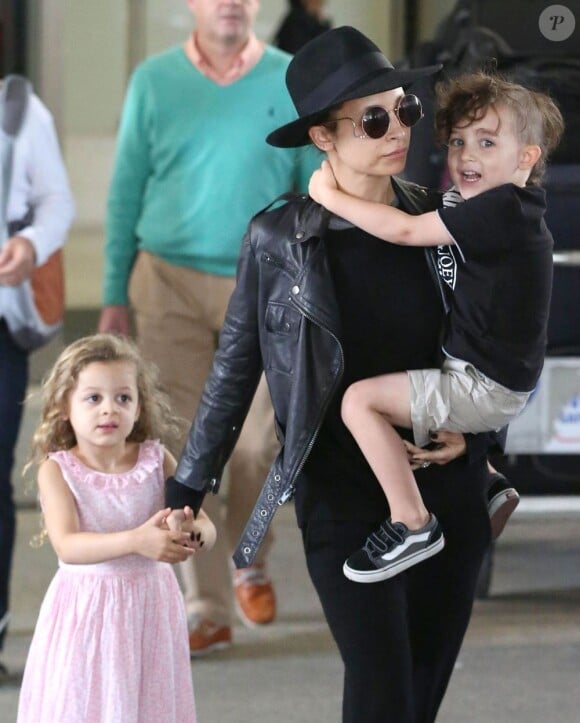 Nicole Richie et ses enfants Harlow et Sparrow le 31 mai 2013