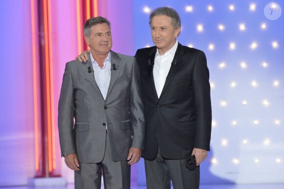 Daniel Auteuil et Michel Drucker - Enregistrement de l'émission "Vivement Dimanche" à Paris le 4 juin 2013. L'émission sera diffusée le 9 juin sur France 2.