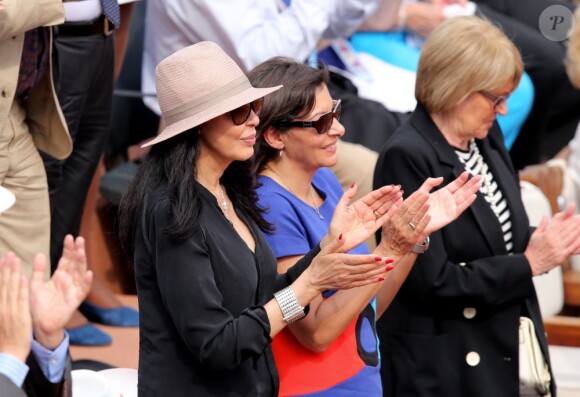 Yamina Benguigui et Anne Hidalgo à Roland-Garros, Paris, le 8 juin 2013.