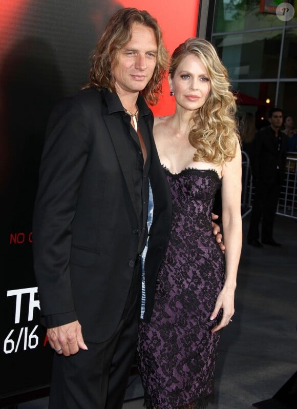 Kristin Bauer van Straten et son époux Abri van Straten - Avant-première de la saison 6 de la série True Blood, à Los Angeles, le 11 juin 2013.