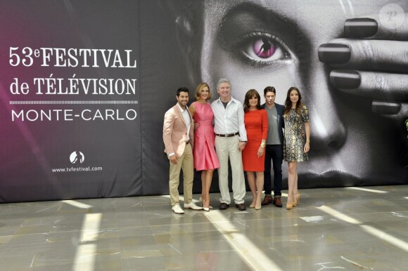 Toute l'équipe de la série Dallas à Monaco le 12 juin 2013, au Grimaldi Forum dans le cadre du 53e Festival de Télévision de Monte-Carlo.