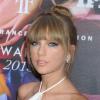 Taylor Swift à la soirée Fragrance Foundation Awards 2013 au Alice Tully Hall du Lincoln Center à New York City, le 12 juin 2013.