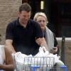 Exclusif - Jamie Lynn Spears et son fiancé Jamie Watson sont allés faire des courses au supermarché Walmart à Kentwood, en Louisiane. Le 30 mars 2013.