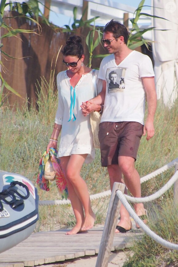 Exclusif - Le joueur de football de Chelsea, Frank Lampard, passe ses vacances avec sa compagne Christine à Formentera le 5 juin 2013.