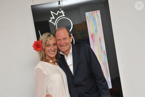 Exclusif - Valeria Attinelli et le producteur de télévision Tim Newman (producteur) au vernissage de l'exposition "Allumeuse" de Valeria Attinelli à la galerie Caplain Matignon à Paris le 18 juin 2013.