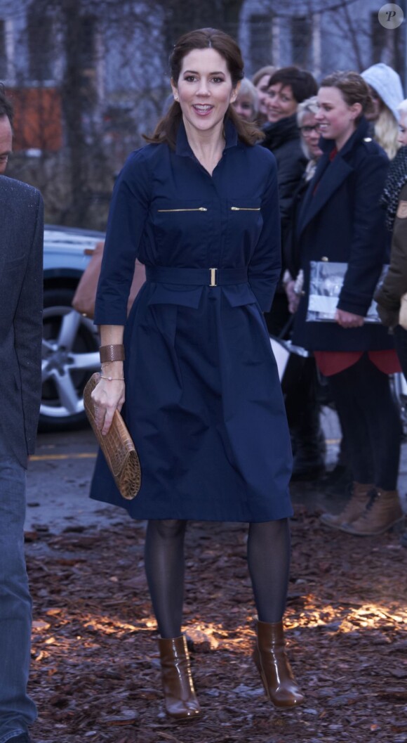 La princesse Mary de Danemark assiste au Salon International de la Mode à Copenhague. Le 1er février 2013.