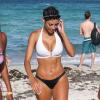 Nicole Murphy, divine en bikini sur une plage de Miami. Le 22 juin 2013.