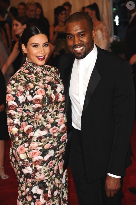 Kim Kardashian et Kanye West à la soirée du Met Ball 2013, le 6 mai 2013 à New York.