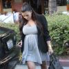 Kim Kardashian, enceinte, déjeune au restaurant "La Scala" à Beverly Hills, le 29 mai 2013.