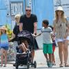 Heidi Klum, son petit ami Martin Kirsten et les enfants du top, Leni, Henry, Johan à New York, le 24 juin 2013.