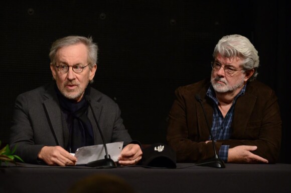 Steven Spielberg et George Lucas échangent à l'USC School of Cinematic Arts de Los Angeles, le 5 février 2013.