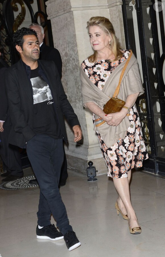 Jamel Debbouze et Catherine Deneuve - Avant-première du film "Monstres Academy" au Grand Amphithéâtre de la Sorbonne à Paris, le 26 Juin 2013.