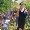 Exclusif - Sandra Bullock avec son fils Louis à Los Angeles, le 28 juin 2013.