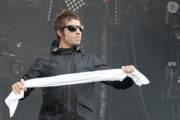 Liam Gallagher, du groupe Beady Eye, à Solidays sur l'Hippodrome de Longchamp à Paris le 30 juin 2013.