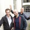 Les réalisateurs Nicolas Charlet et Bruno Lavaine avec l'acteur Benoît Poelvoorde lors de la conférence de presse du film "Le Grand Méchant Loup" à Lille le 25 juin 2013
