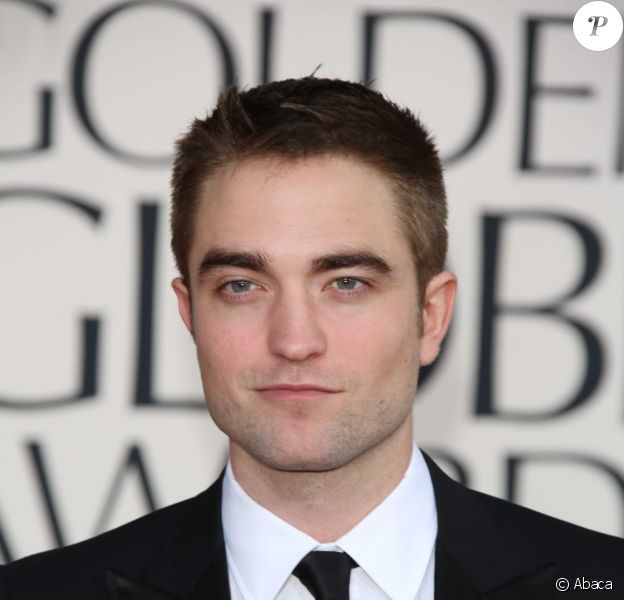 Robert Pattinson lors des Golden Globes 2013