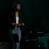 Ayo chante, émue, pour la dernière de Taratata sur France 2 le 5 juillet 2013
