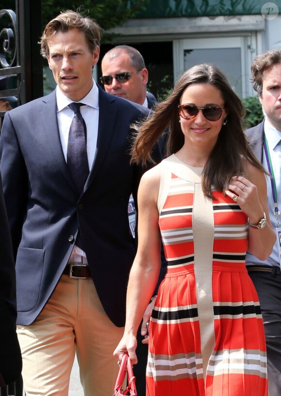 Pippa Middleton et son compagnon Nico Jackson au All England Lawn Tennis and Croquet Club de Wimbledon le 5 juillet 2013 à Londres