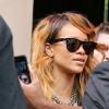 Rihanna quitte l'hôtel Royal Monceau à Paris. Le 2 juillet 2013.