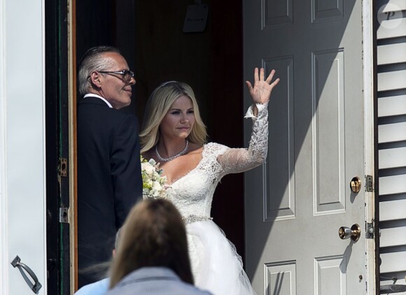 Elisha Cuthbert s'est mariée à Dion Phaneuf lors d'une cérémonie à Summerfield, le 6 juillet 2013.