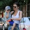 Miranda Kerr et son fils Flynn à Chelsea, à New York, le 8 juillet 2013.