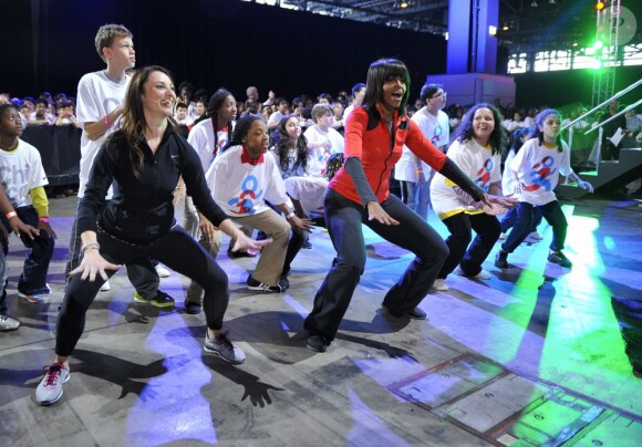 Michelle Obama lors d'une journée à promouvoir le programme d'éducation physique à l'école Bringing Physical Activity Back to Schools au McCormick Place de Chicago, le 28 février 2013.