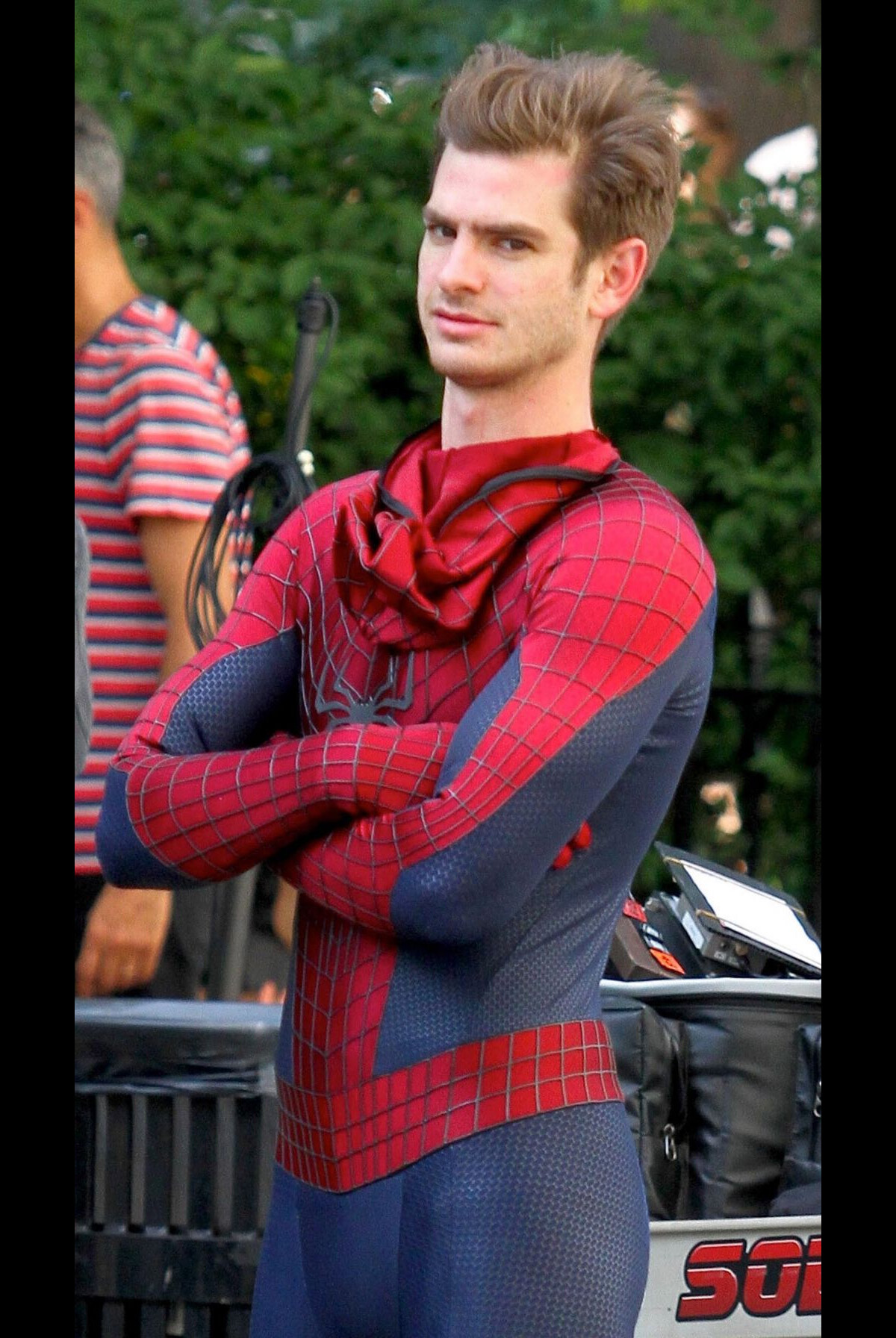 Vidéo Andrew Garfield Sur Le Tournage De The Amazing Spider Man 2 à New York Le 22 Juin 2013