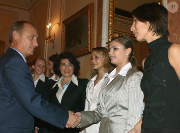 Vladimir Poutine et Alina Kabaeva le 6 octobre 2007 à Moscou