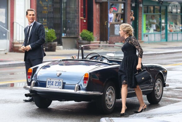 Scarlett Johansson et Matthew McConaughey en route pour un trip sur le tournage d'une publicité Dolce & Gabbana dirigée par Martin Scorsese à New York, le 13 juillet 2013.