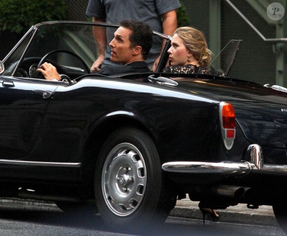 Glamour et chic, Scarlett Johansson et Matthew McConaughey tournent une publicité Dolce & Gabbana dirigée par Martin Scorsese à New York, le 13 juillet 2013.