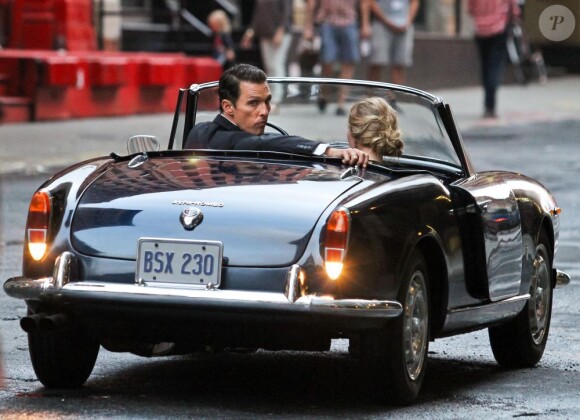Scarlett Johansson et Matthew McConaughey sur le tournage d'une publicité Dolce & Gabbana à New York, le 13 juillet 2013.