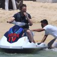 Matthew Perry s'est offert une sortie en scooter des mers en compagnie d'une amie le 12 juillet 2013 à Cabo San Lucas