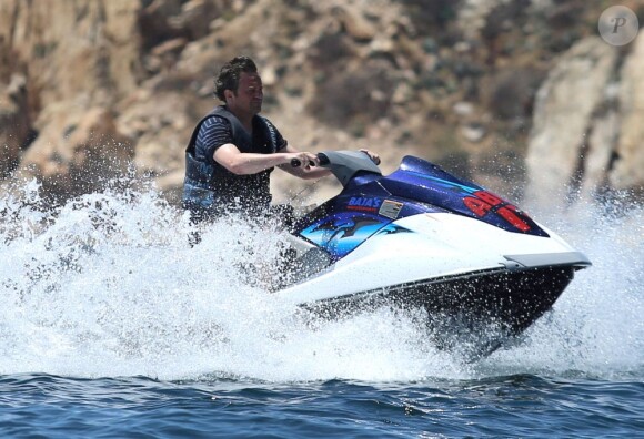 Matthew Perry s'est offert une sortie en scooter des mers le 12 juillet 2013 à Cabo San Lucas