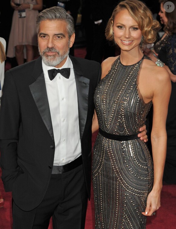 George Clooney et Stacy Keibler lors des Oscars 2013