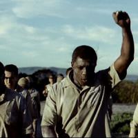 Mandela : Idris Elba, saisissant et solennel pour incarner le héros Madiba