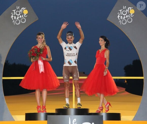 Christophe Riblon, super combatif du Tour de France, sur le podium à l'issue de la dernière étape du Tour de France le 21 juillet 2013 à Paris