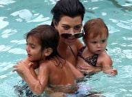 Kourtney Kardashian : Maman sexy et câline en vacances avec ses enfants