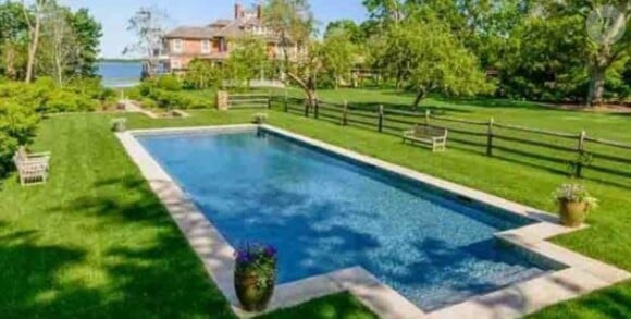 L'acteur Richard Gere vend sa maison située dans les Hamptons pour 65 millions de dollars.