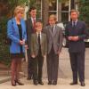 Premier jour du prince William à l'Eton College, entouré de sa mère la princesse Diana, son père le prince Charles, et son frère le prince Harry, le 6 septembre 1995