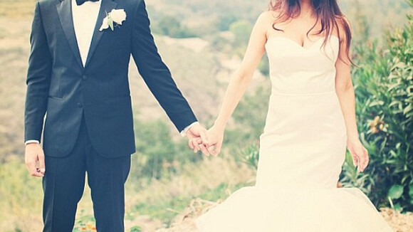 Taylor Handley : Le héros de Vegas dévoile sa photo romantique de mariage